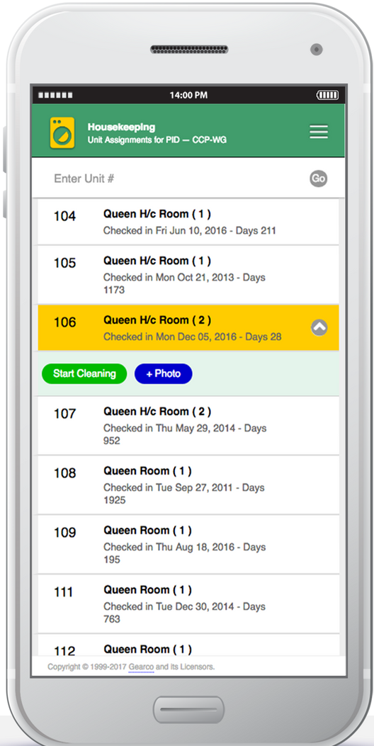 Android app showing a bus schedule list, with one route highlighted in yellow on a white screen.