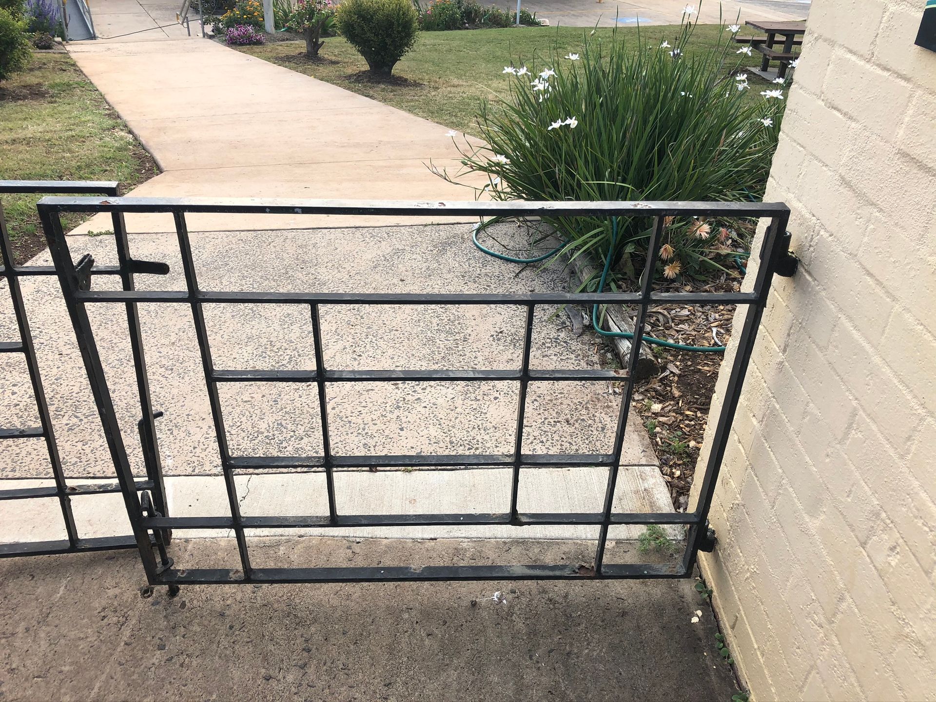 Close-up of a Modern Glass and Steel Railing — Soward Steel & Aluminium Fabrication in South Lismore, NSW