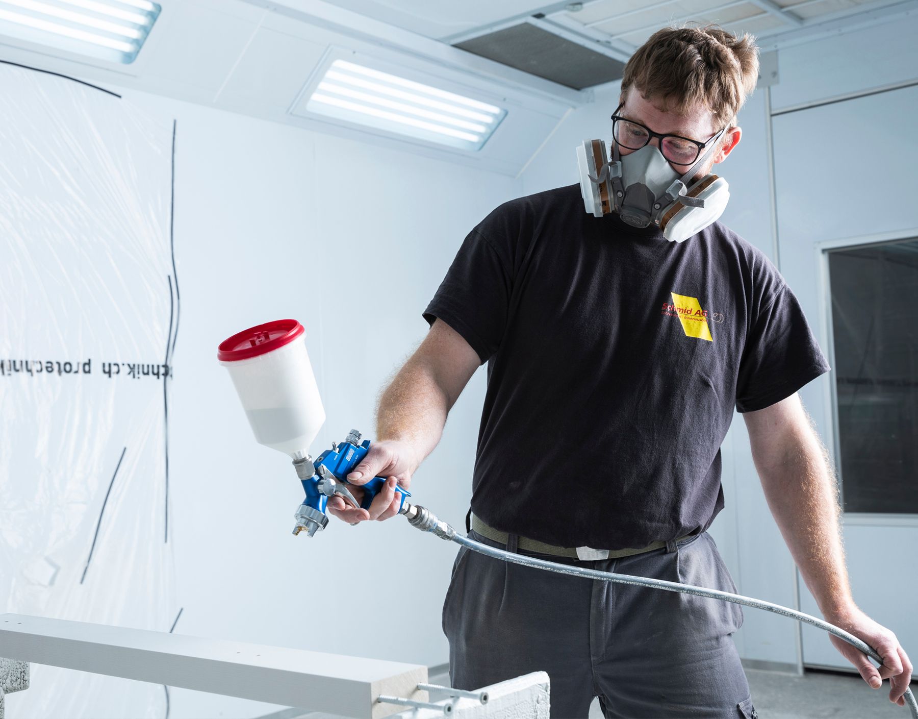 Mitarbeiter der Schreinerei Schmid AG