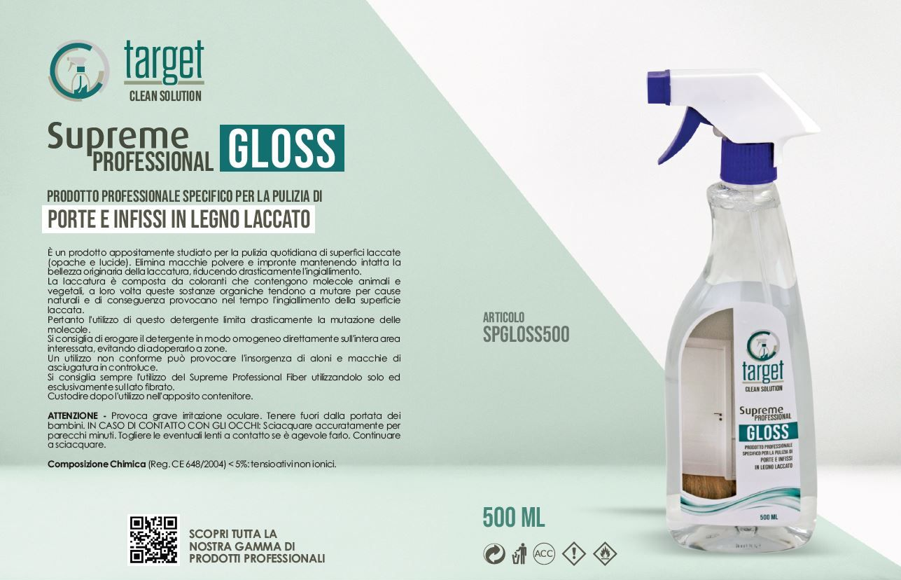 Flacone di detergente Supreme Gloss per superfici laccate con ugello spray.