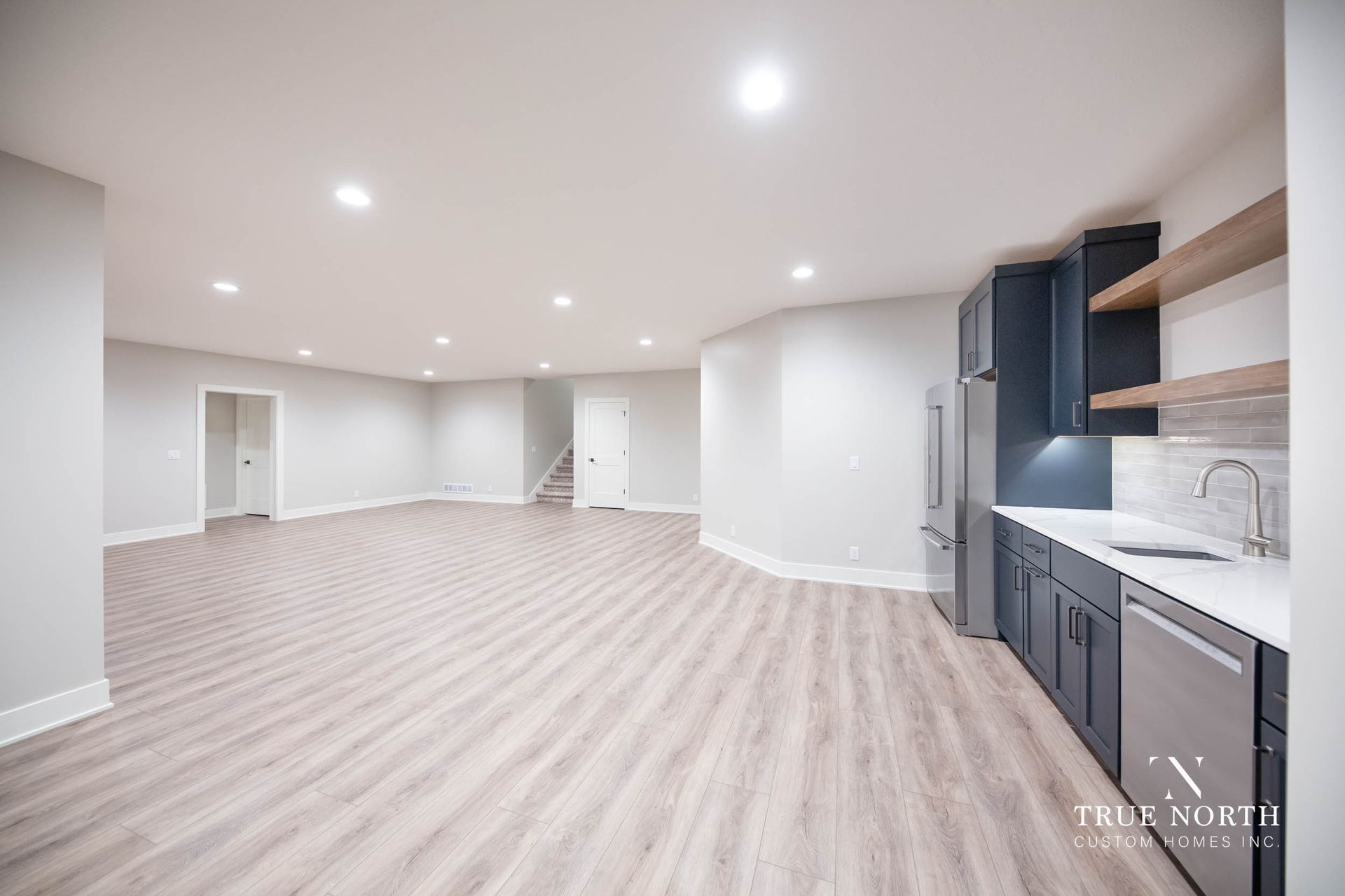 Wet bar entertaining space by True North Custom Homes in Lincoln, Nebraska.
