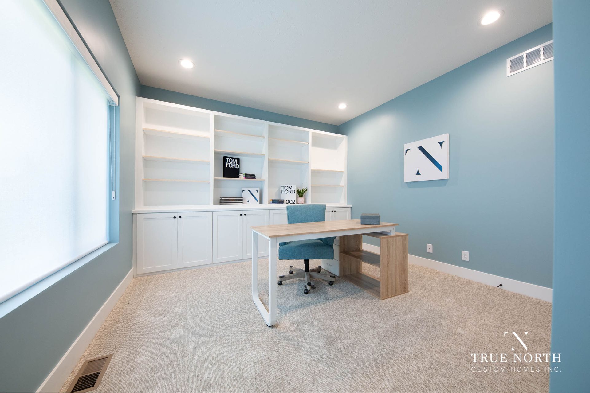 In-home office design by True North Custom Homes INC.