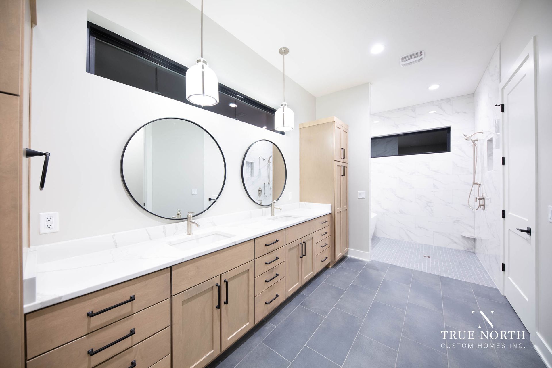 Primary Bathroom by True North Custom Homes in Lincoln, Nebraska.