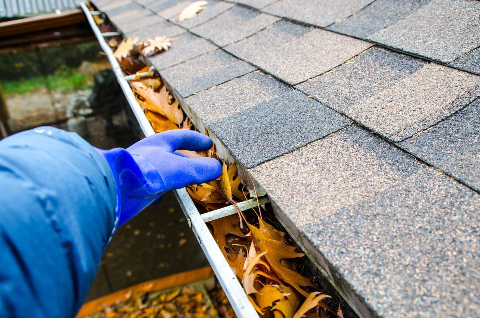 Gutters — Youngstown, OH — Pitzulo Brothers Co, Inc.