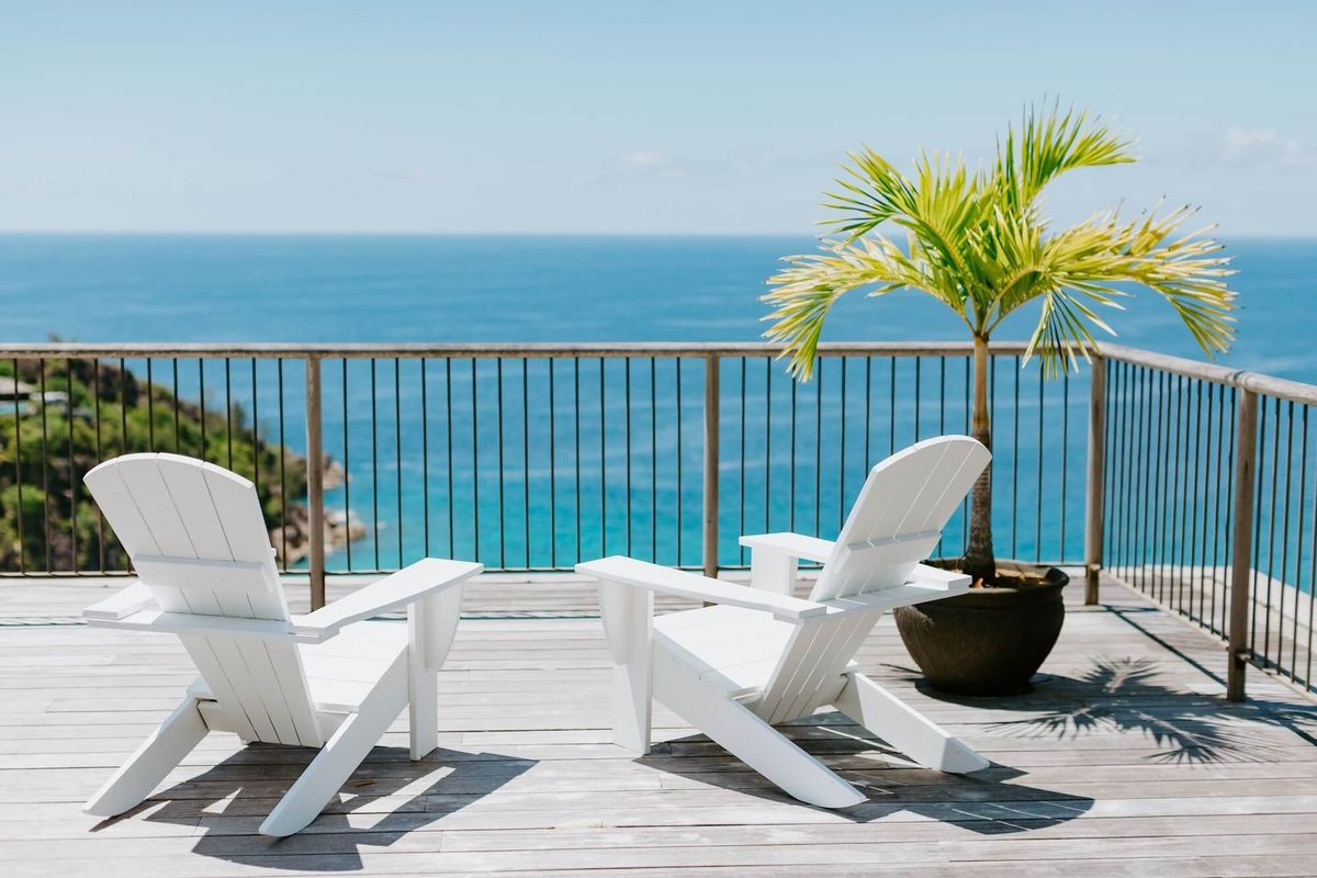 Get consulting with a reverse mortgage professional in Laguna Beach 