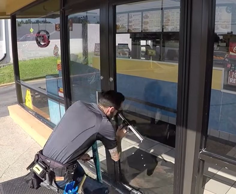 Store Front Window Cleaning