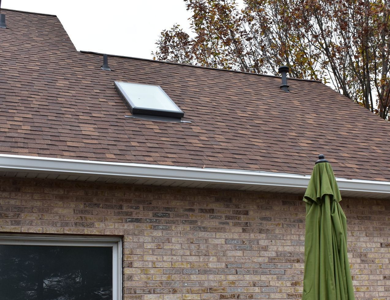 Photo of a sunlight installation completed by Fast Track Contracting