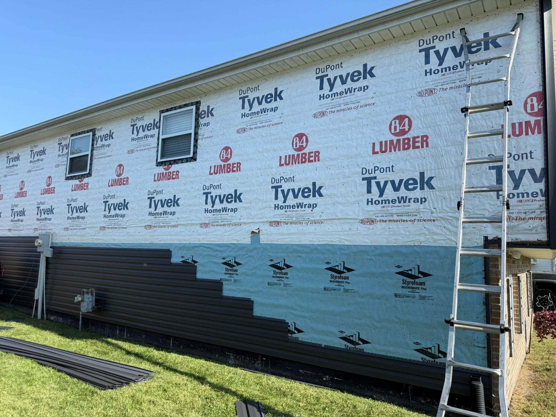 Photo of a vinyl siding project by Fast Track Contracting