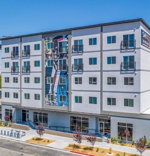Share-Downtown-Fremont-East-Las-Vegas-Apartments