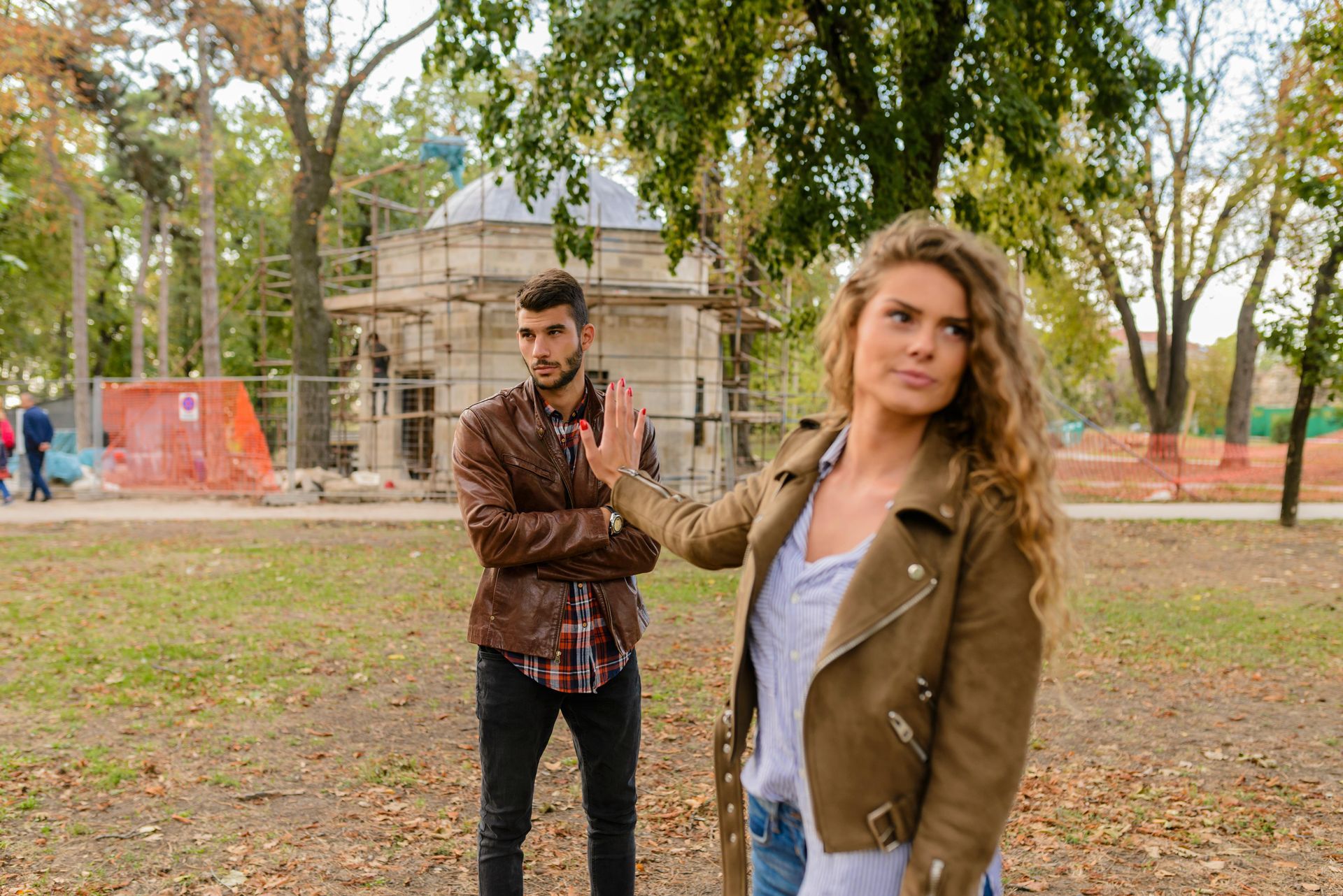 Licensed therapist in Nevada City working with a couple to resolve co-created relationship conflicts