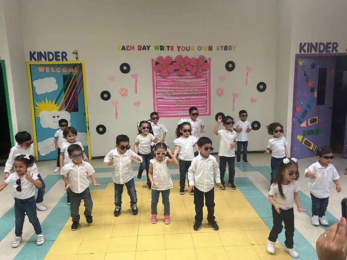 GUARDERÍA MUNDO DE PEQUES