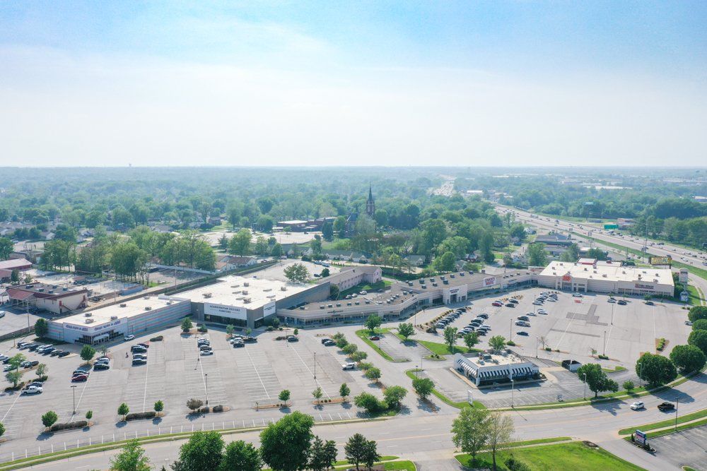 Mid Rivers Plaza