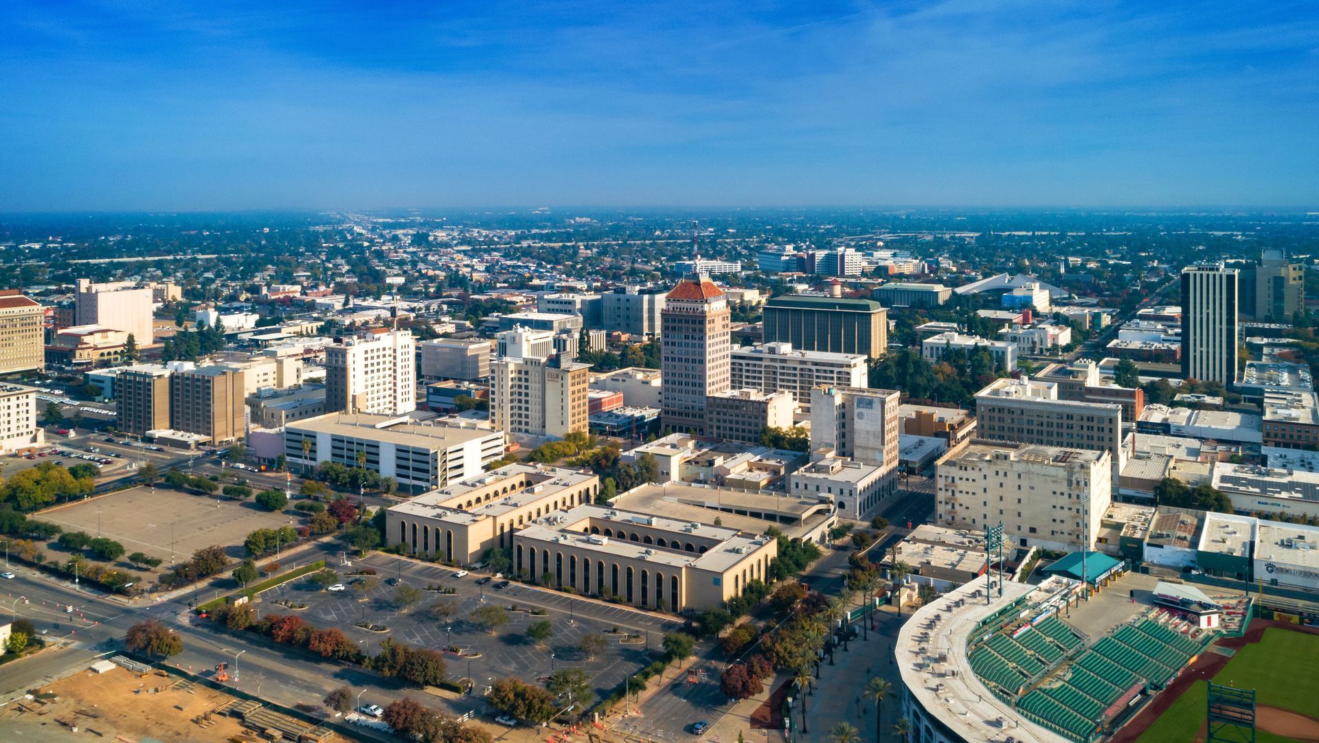 Photo of city skyline and river