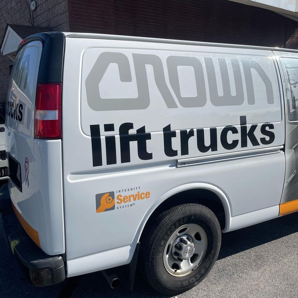 crown lift trucks