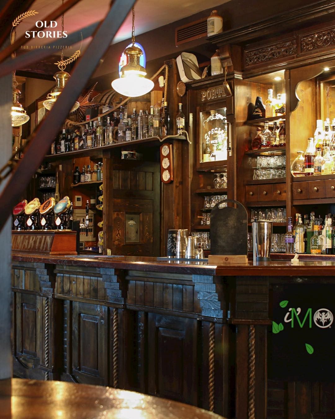 interni di Old Stories pub pizzeria a Rionero in Vulture