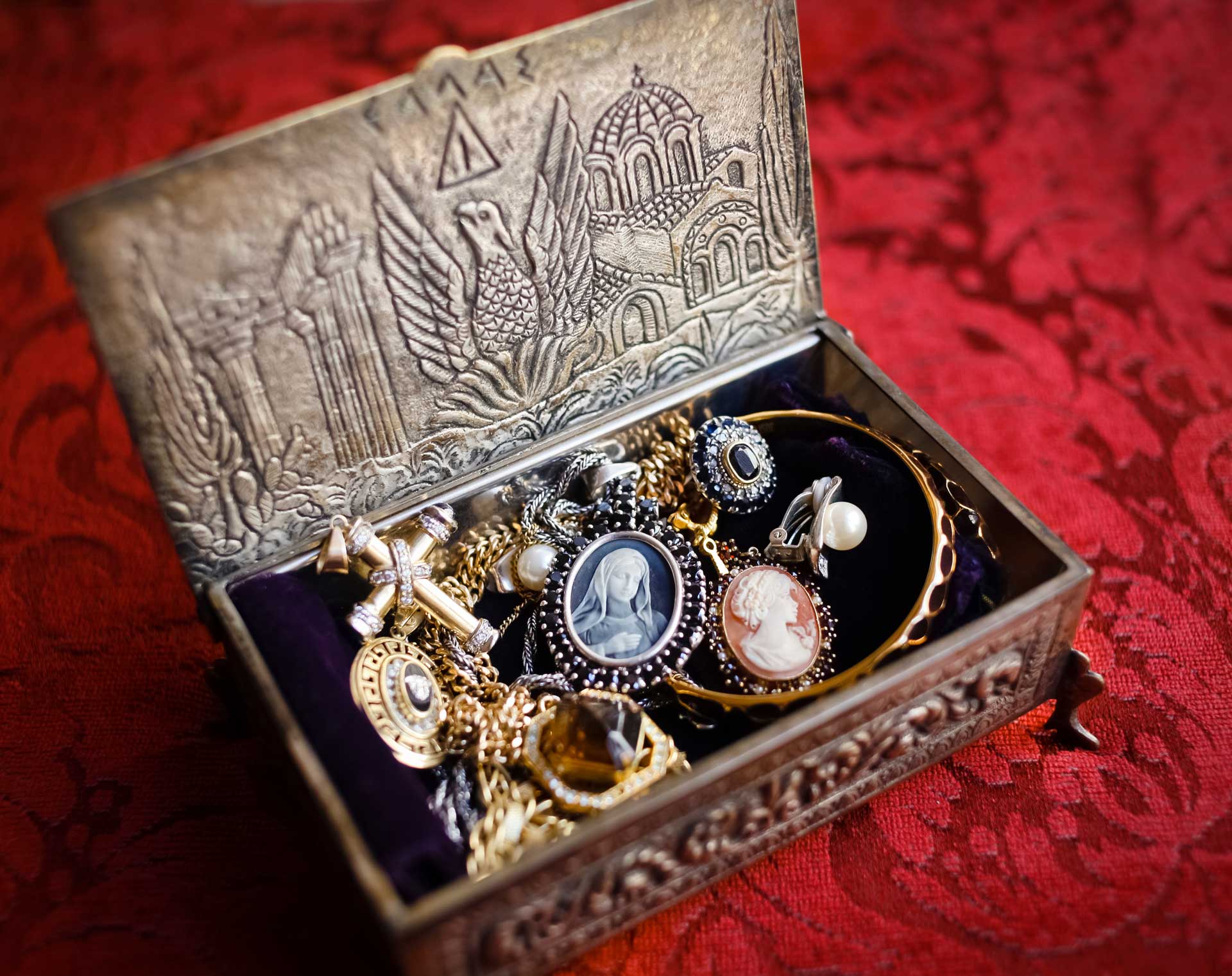 Jewelry — Arlington, TX — Arlington Gold & Silver & Diamond Exchange