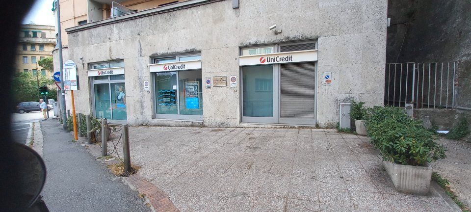 Serramenti blindati UniCredit