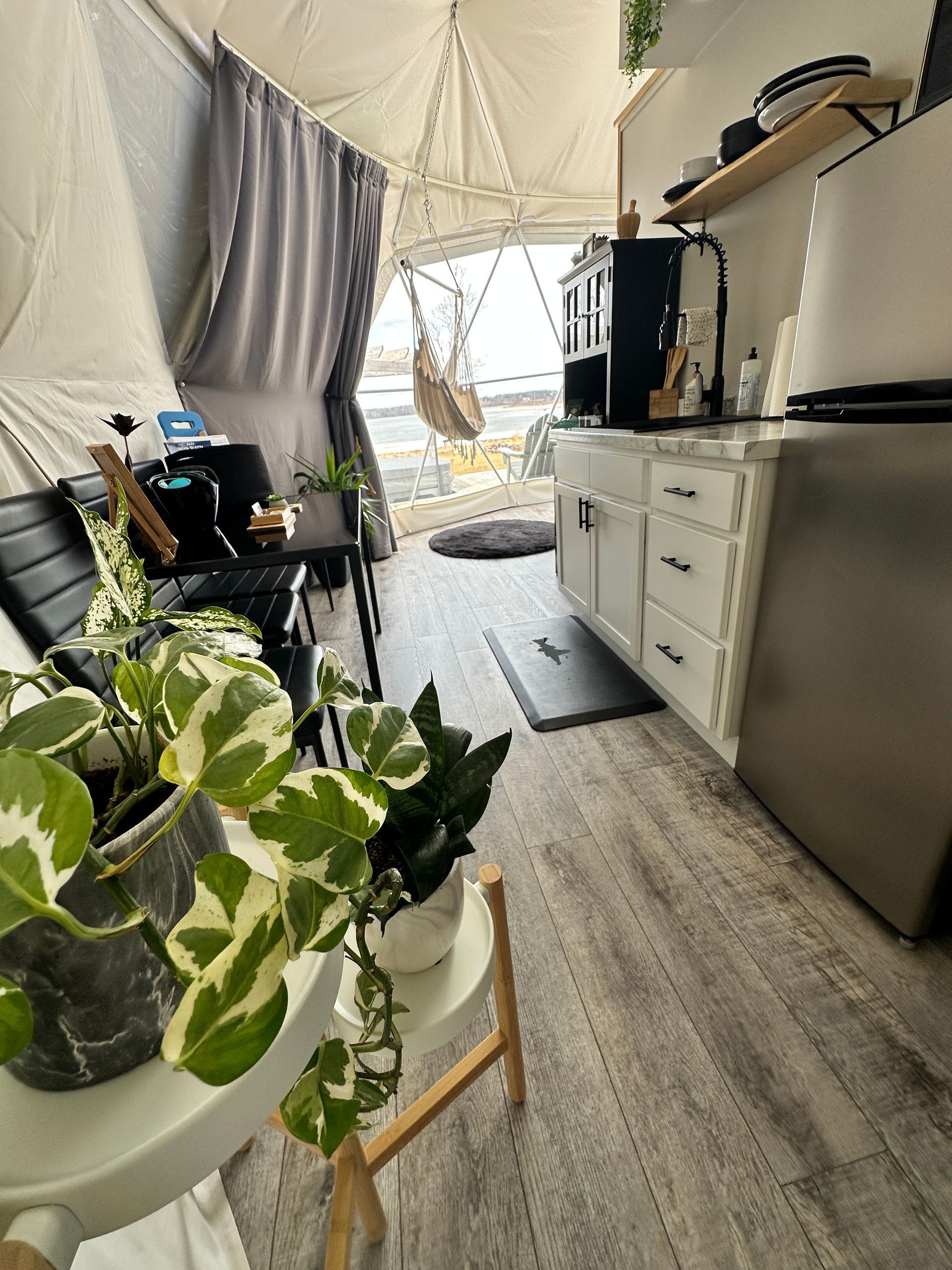 Beachcomber Dome Kitchen