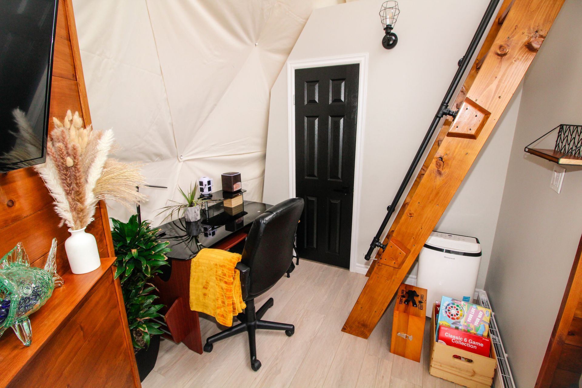 Office Space in Nautical Do