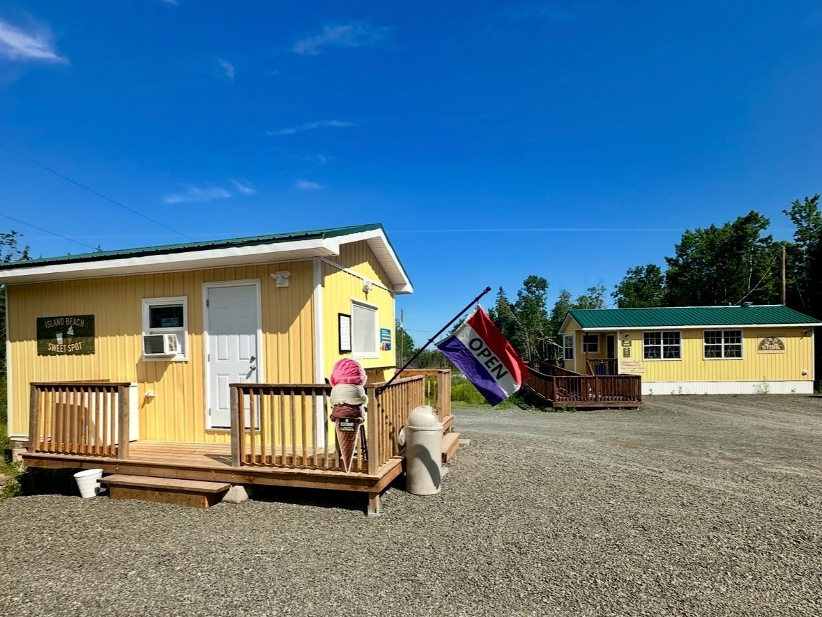 Gift Shop | General Store | Ice Cream | Bubbles Tea 