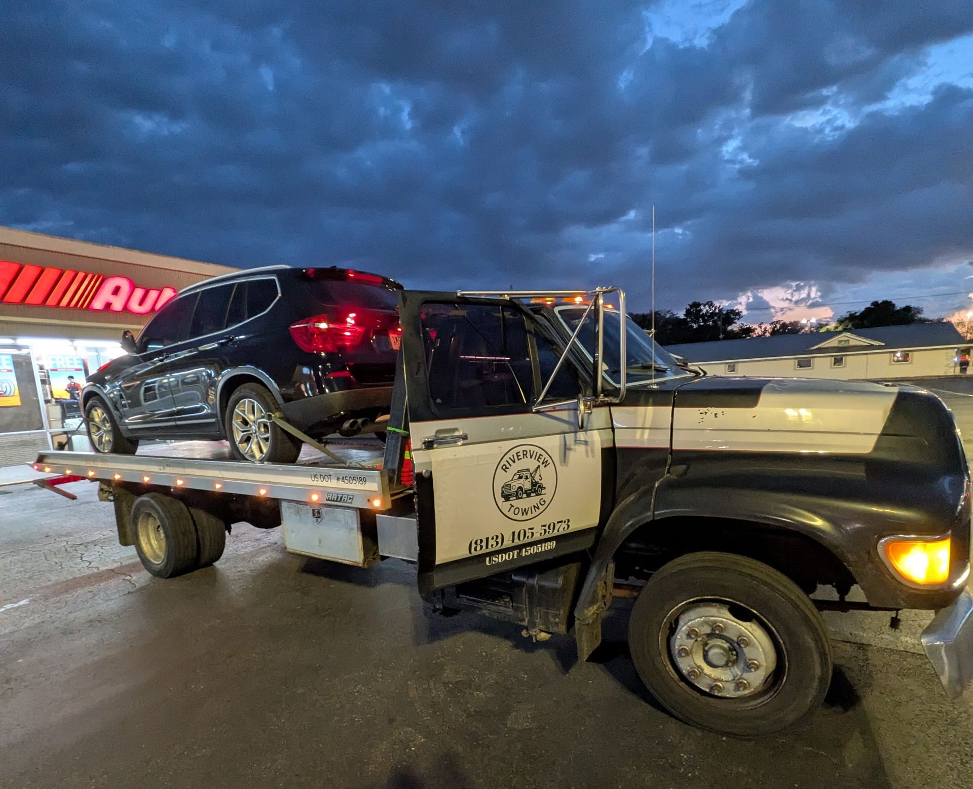 Bad weather tow of an suv