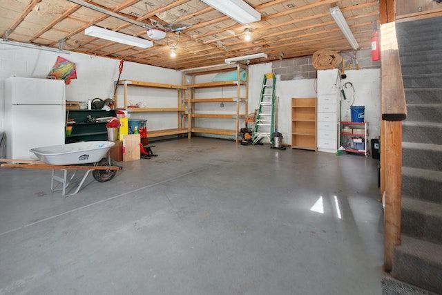 As A Homeowner How Can I Pressure Wash The Floor In A Residential Garage On Oahu?
