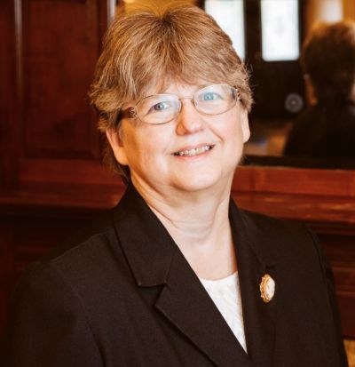  Jolene Conway