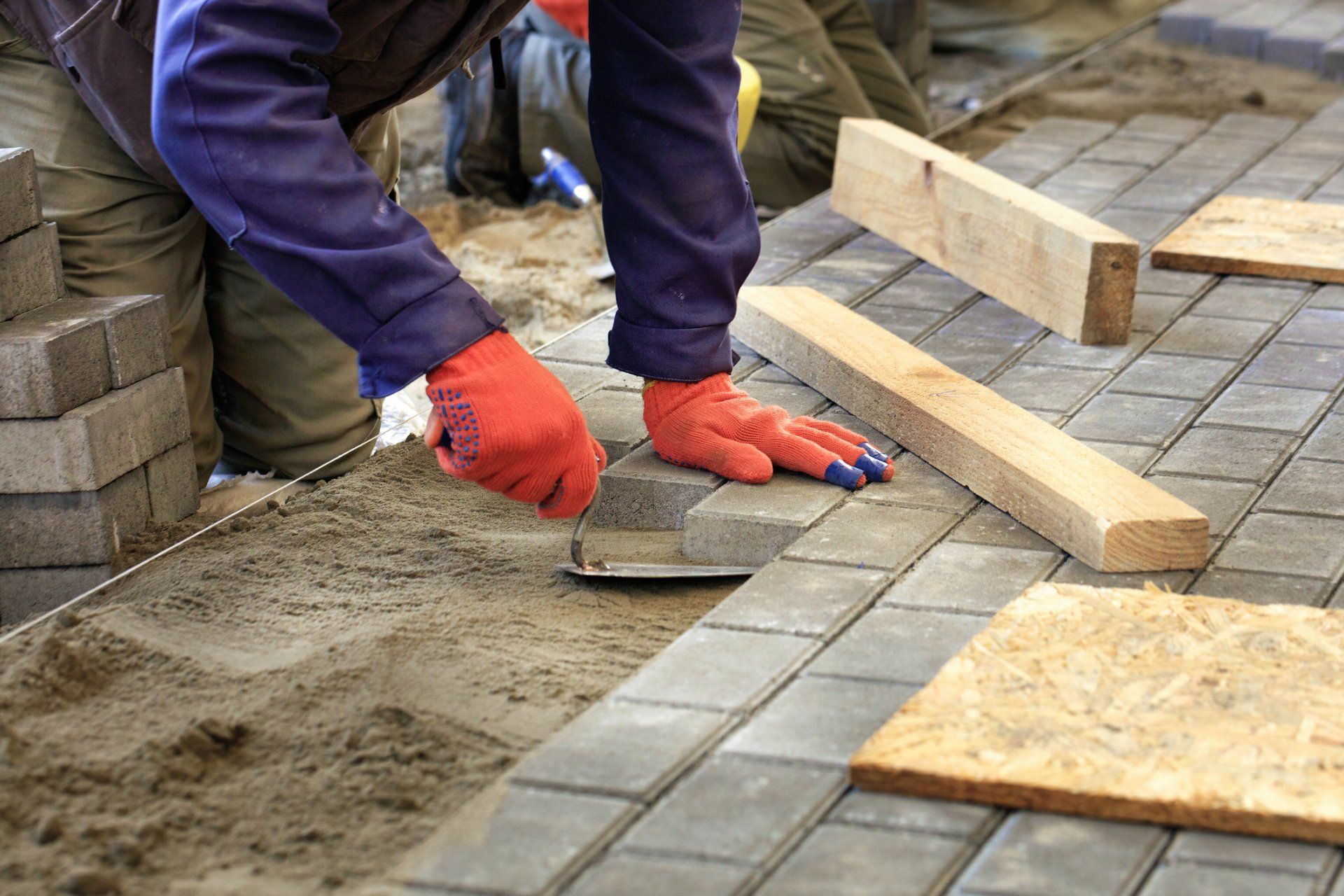 Paving The Tiles On The Sidewalk - Tamworth - Woods & Sons Bricklaying