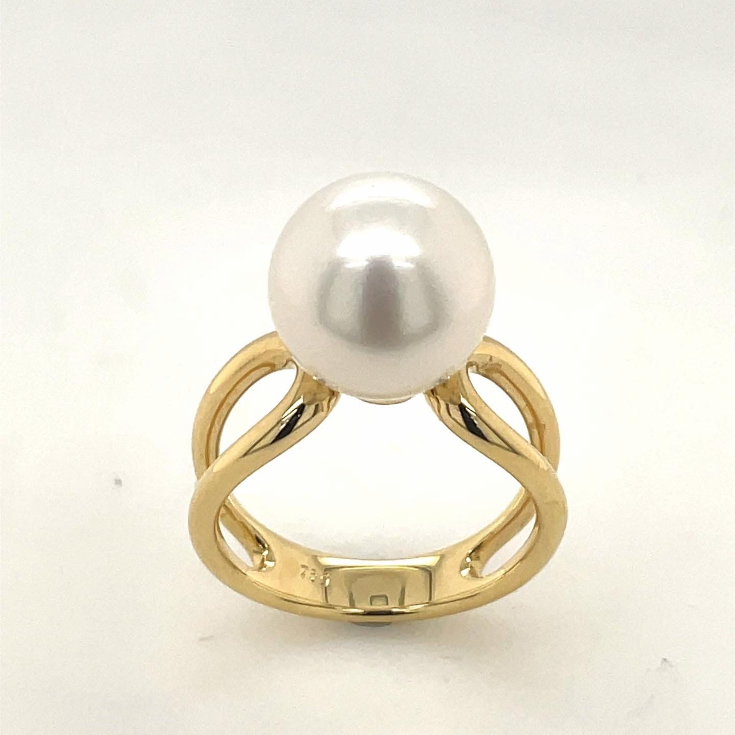 Gold Ring With Large White Pearl Center Stone — Chris Williams Retail & Manufacturing Jewellers in Wanguri, NT