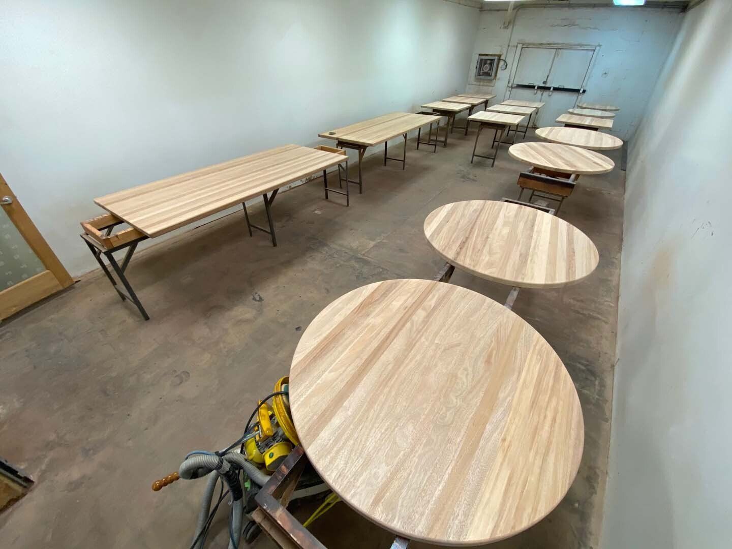 Commercial Tables