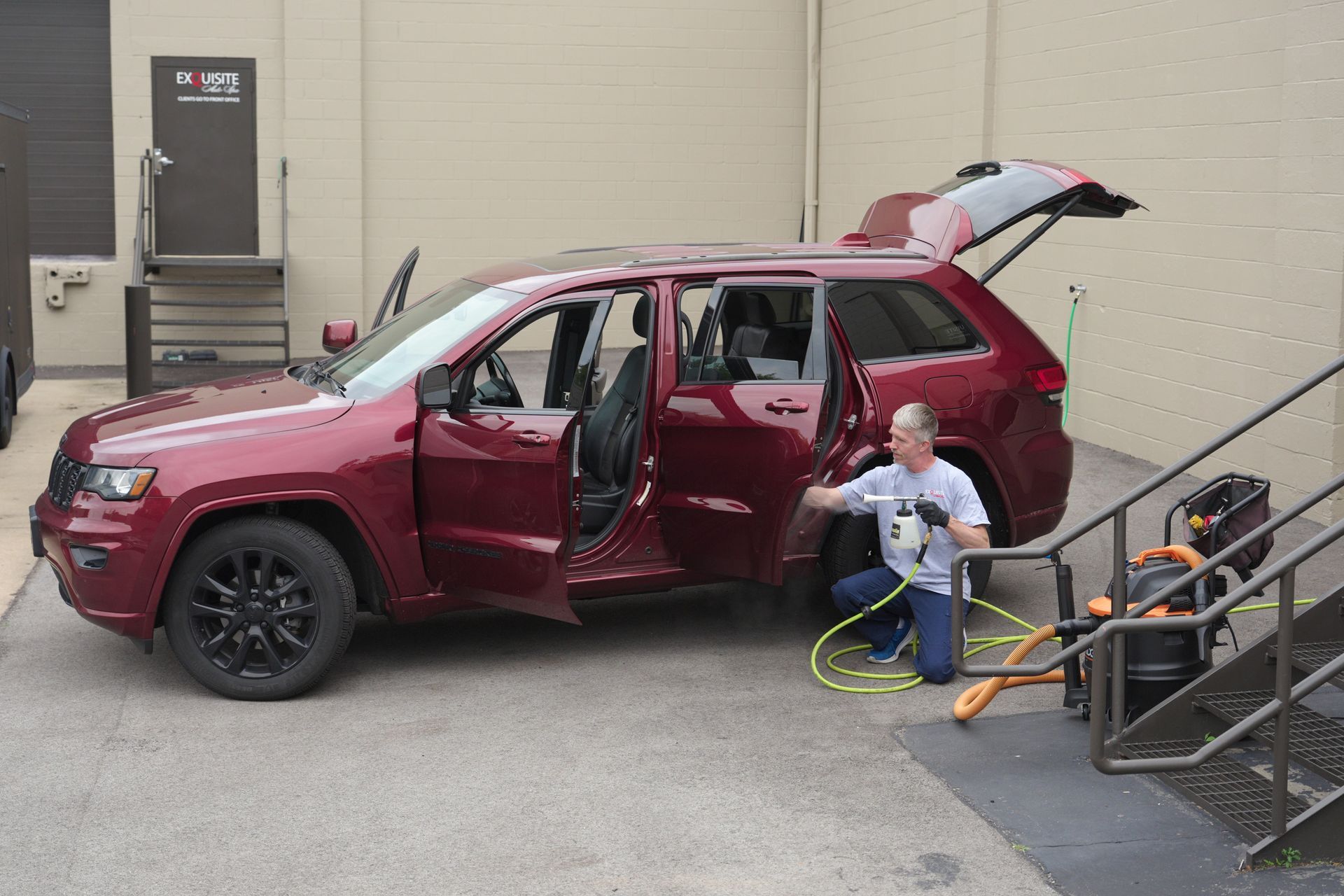 Car Detailing (In + Out)