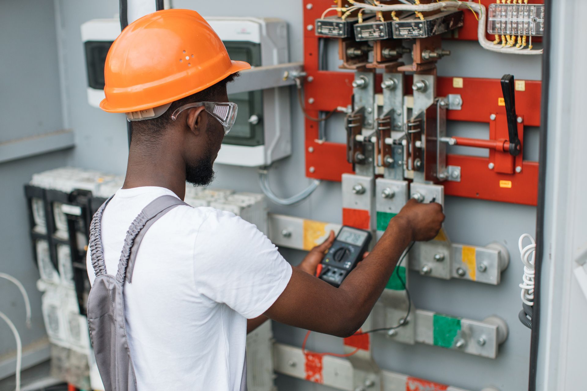 Electrical Company in Chardon, OH Electrical Company in Chardon, OH