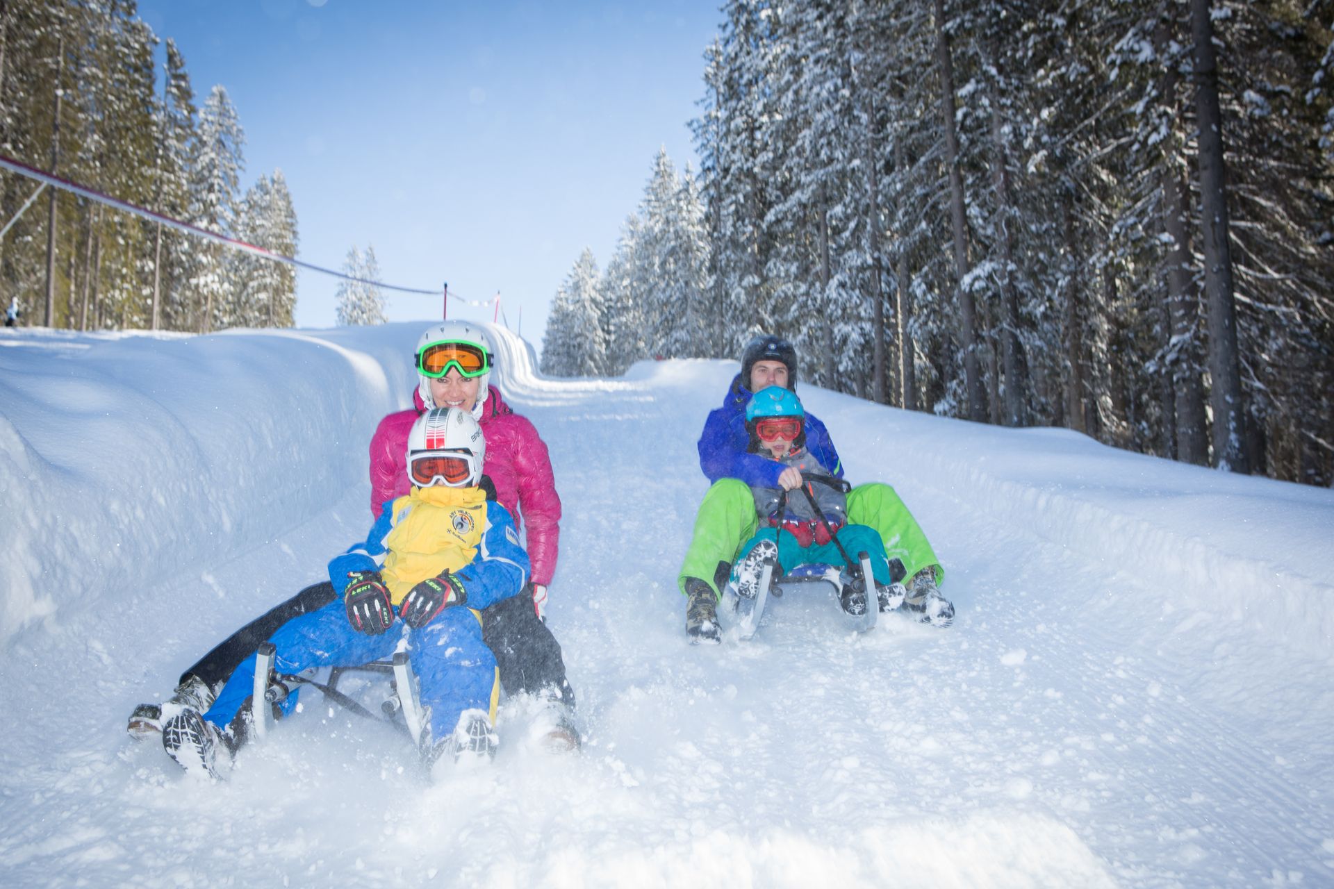 Rodeln Dolomiten, der Wintersport für Groß und Klein
