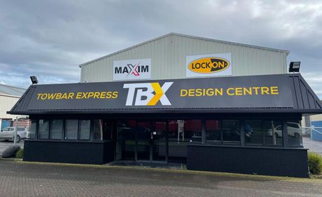 Auckland Towbar Express building