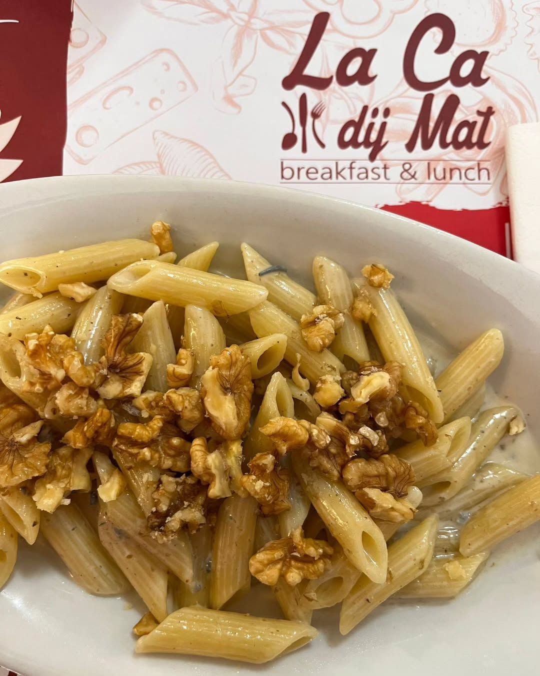 penne con ragù