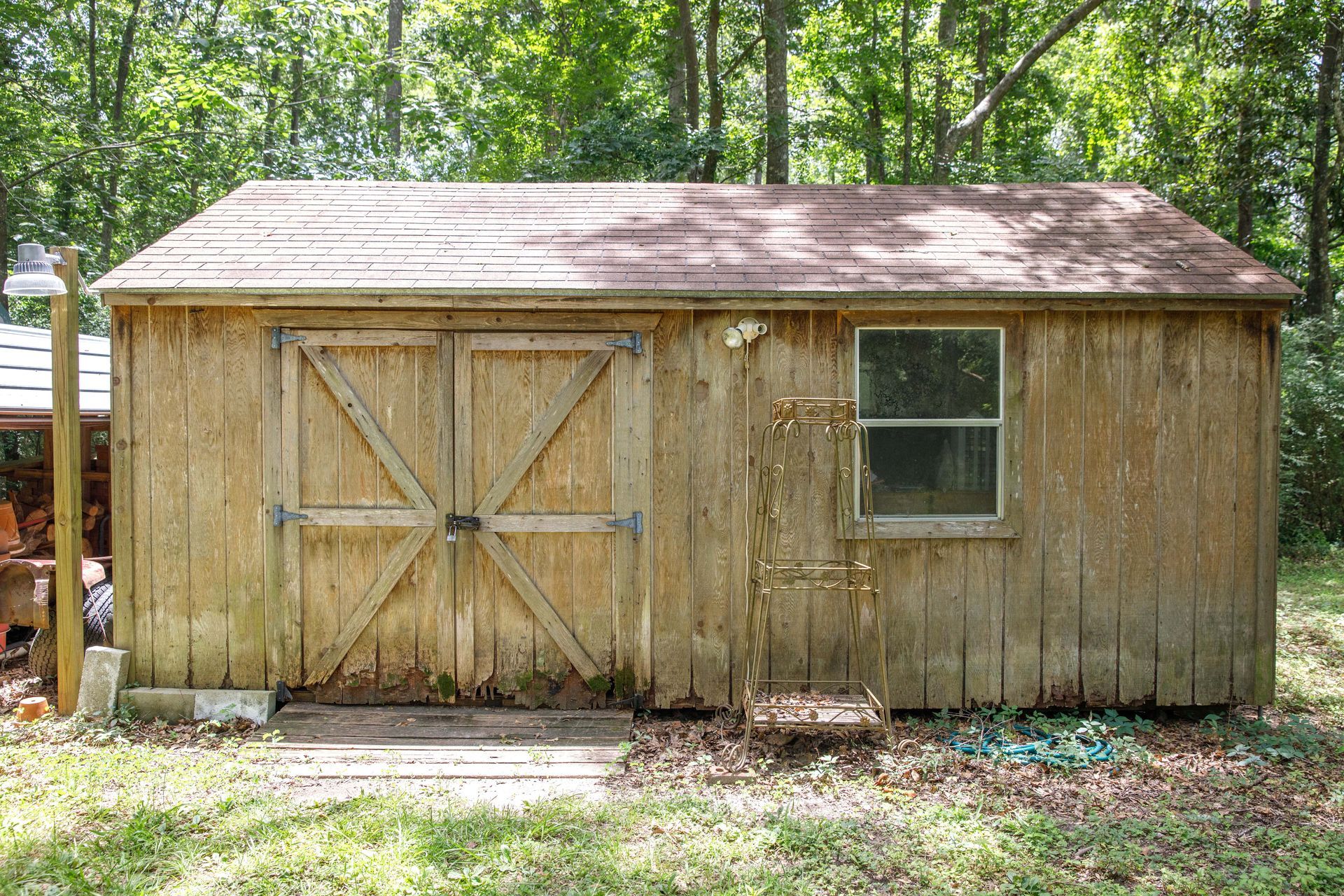 prevent a rotting portable shed in Panama city