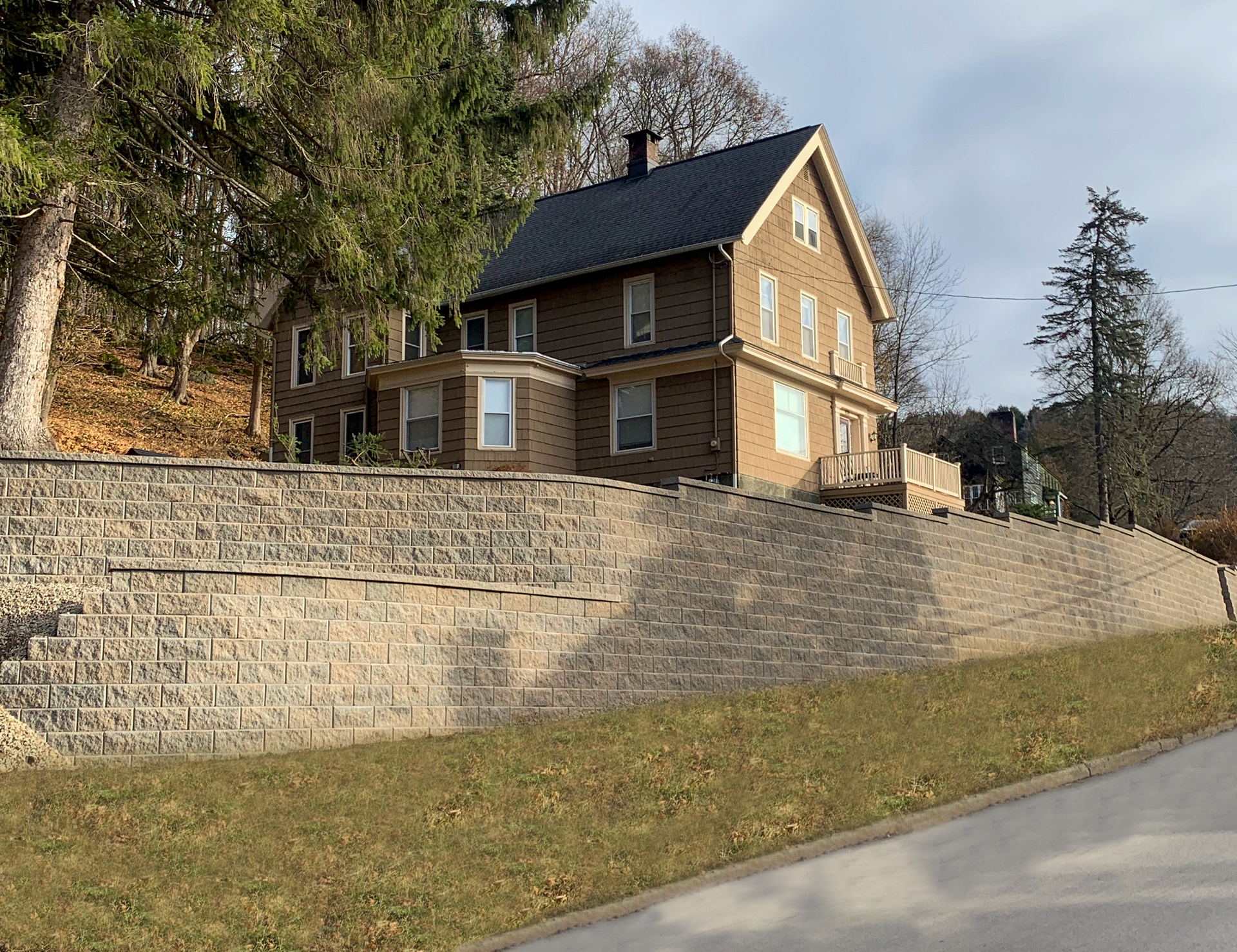Dagblock Sq. Ft. Commercial Wall