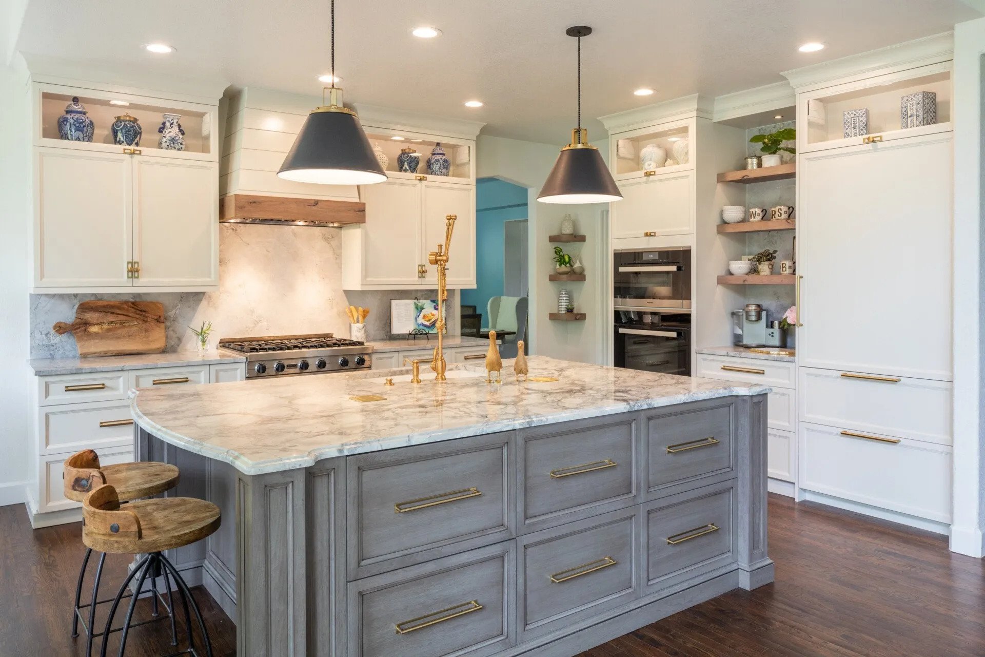 Kitchen and Bathroom Designers in Lakewood