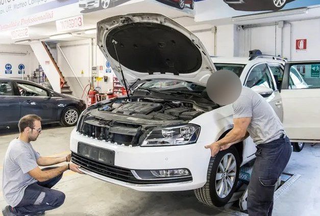 riparazioni  di carrozzeria