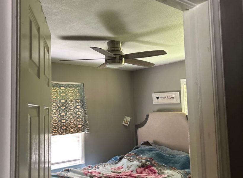 asbestos removal - bedroom before 2