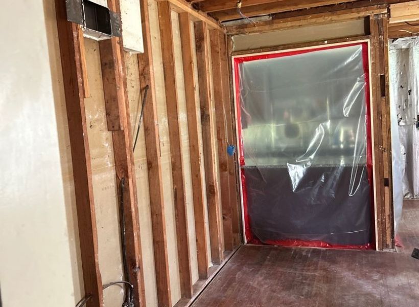 asbestos removal process - containment 1