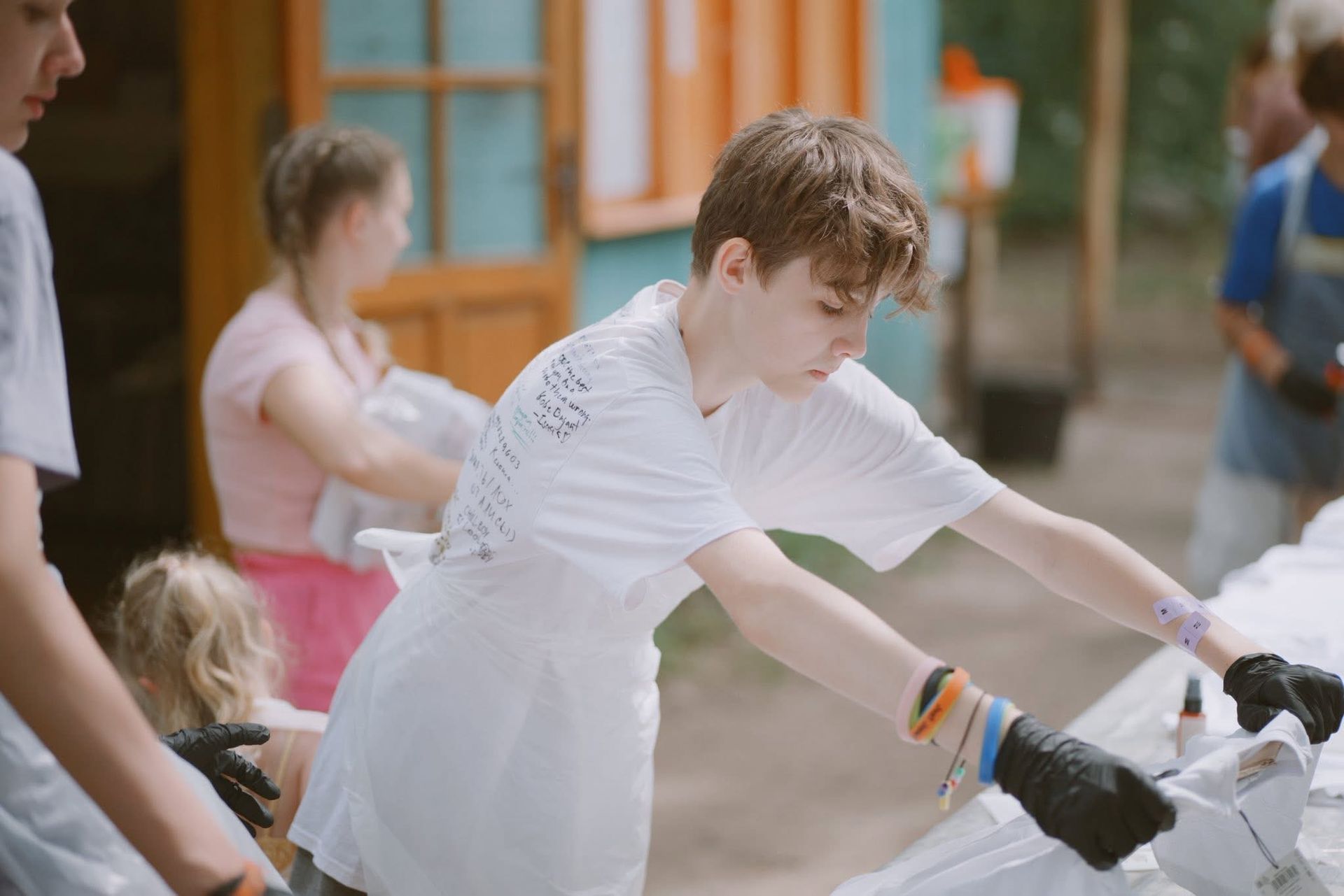 Dare2be arrangerer sommerleir i Ukraina med Helge Flatøy