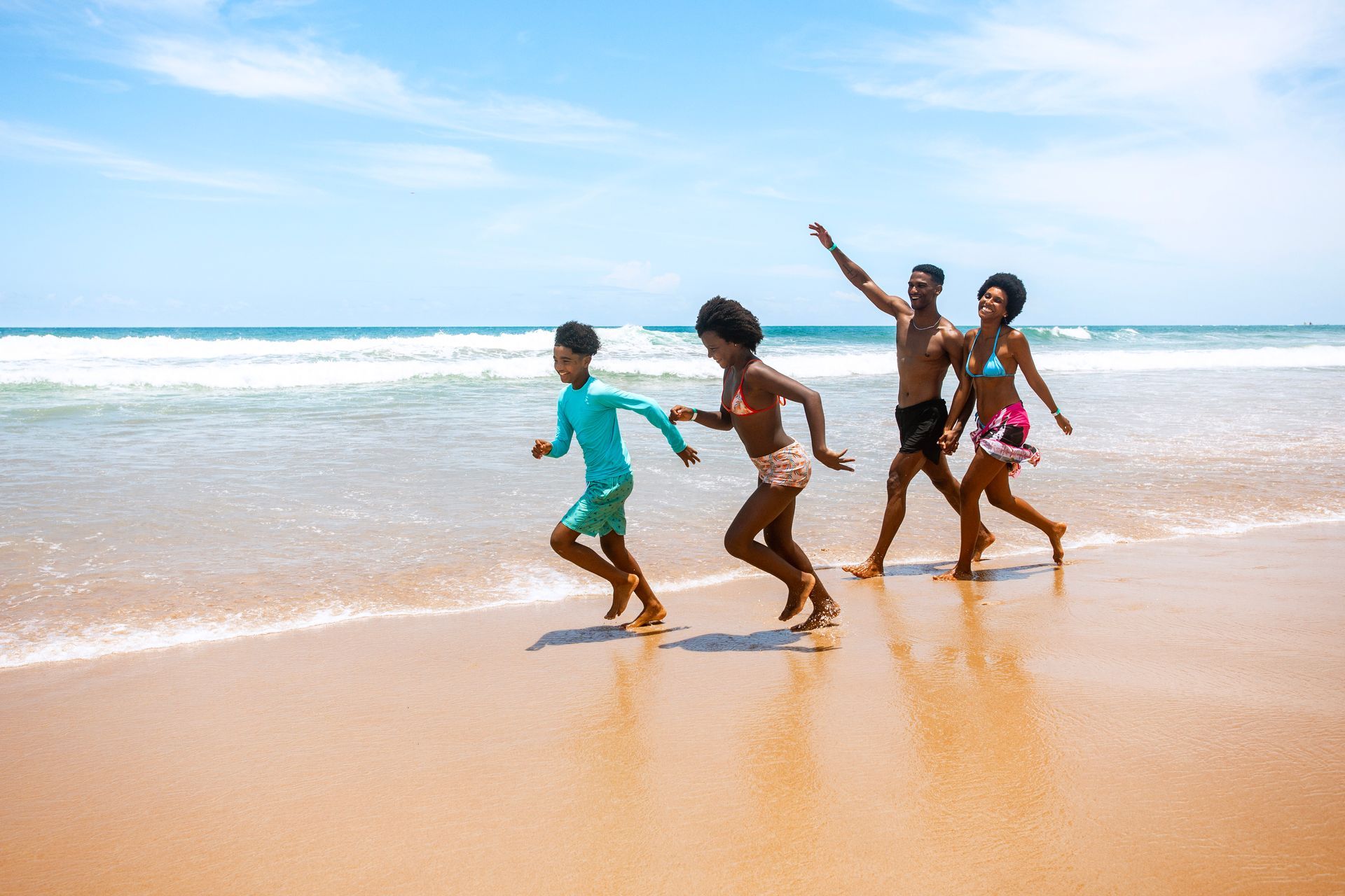 Família aproveitando a praia de Porto de Galinhas