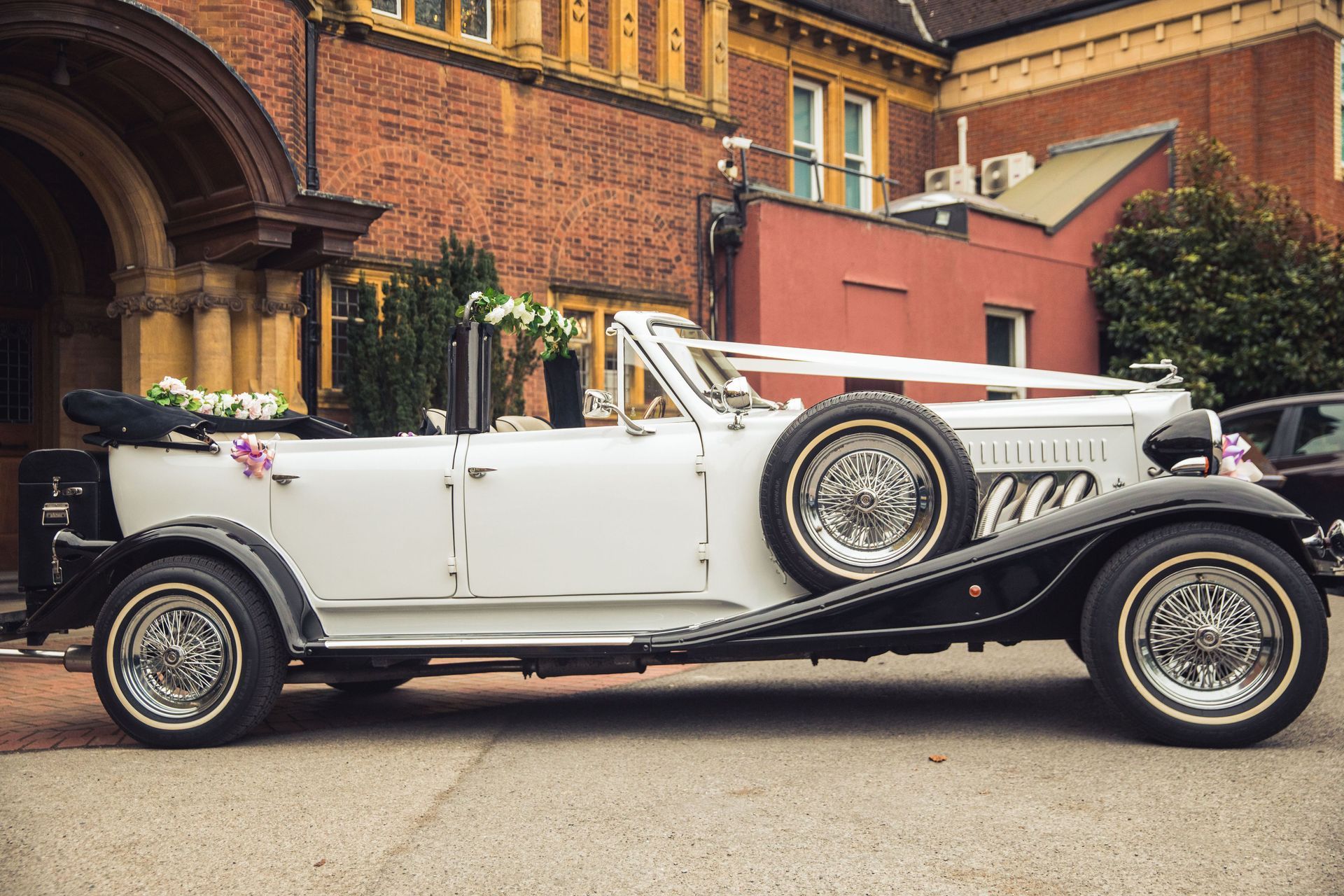 Wedding Car Hire Bilston