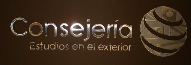 Relieves Rop - Avisos en acero y cristal