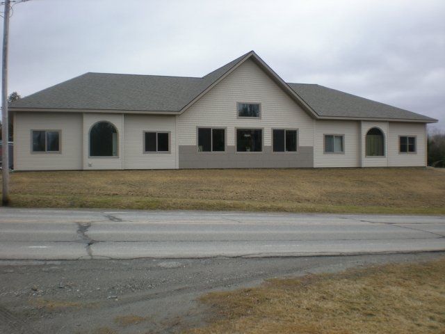 417-E VT RTE 105 in Newport Vermont