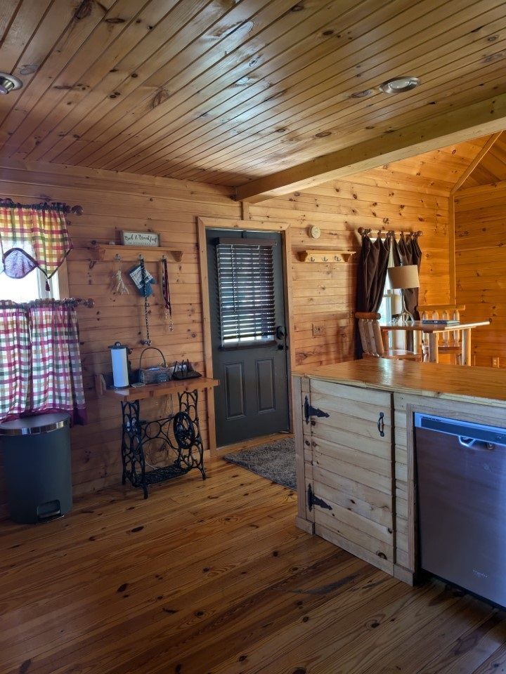 cozy cabin 11