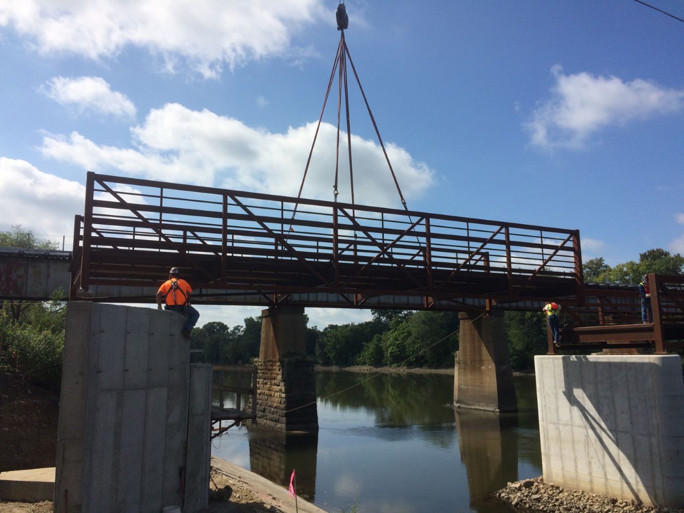 Lifting Part Of A Bridge — Kankakee, IL — Kankakee Valley Construction Co