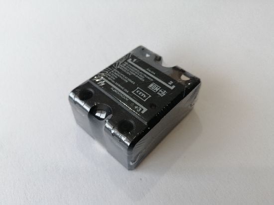 Relevador de estado solido INPUT - OUTPUT