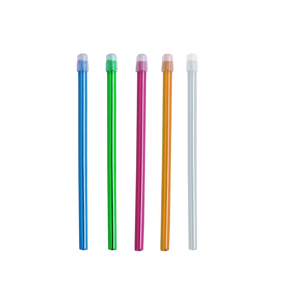 Cinque matite meccaniche colorate con gomma, allineate verticalmente su uno sfondo bianco.